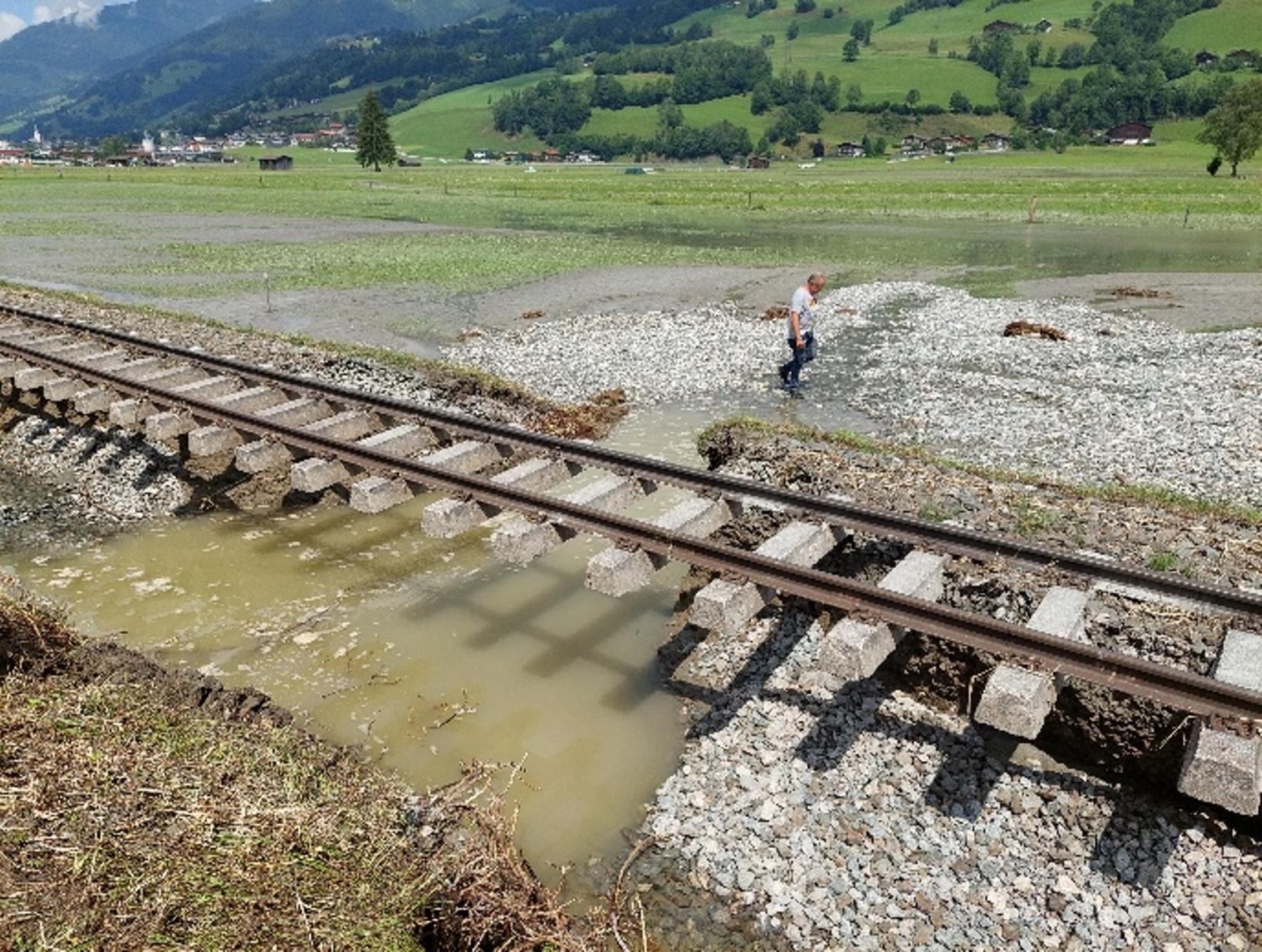 Pinzgauerbahn – Salzachufer 